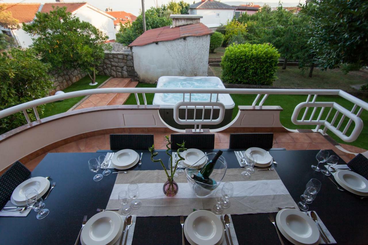 Villa Royale Krk Krk Town Bagian luar foto
