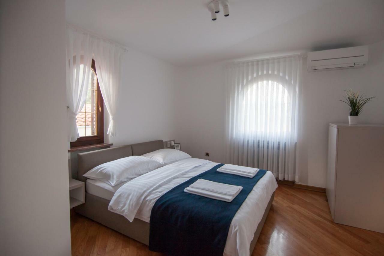 Villa Royale Krk Krk Town Bagian luar foto