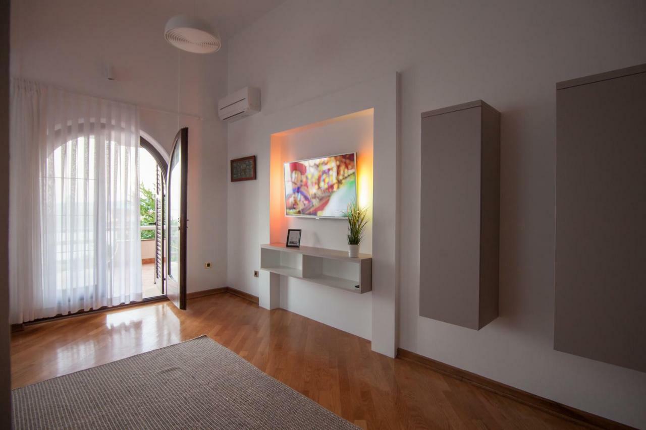 Villa Royale Krk Krk Town Bagian luar foto